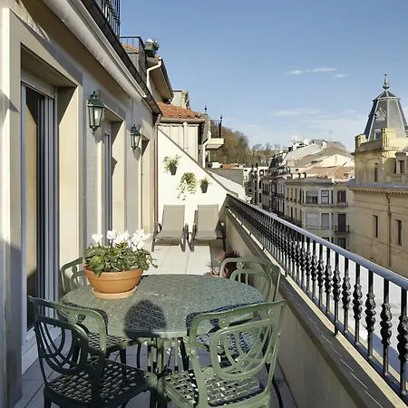 Appartamento Garibay Terrace By Feelfree